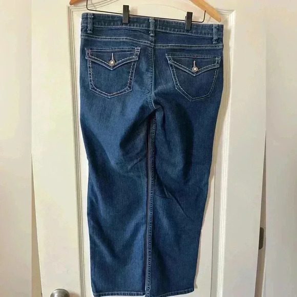 APT 9 Medium Wash Cropped Jeans Women’s Size 8 - Picture 4 of 11